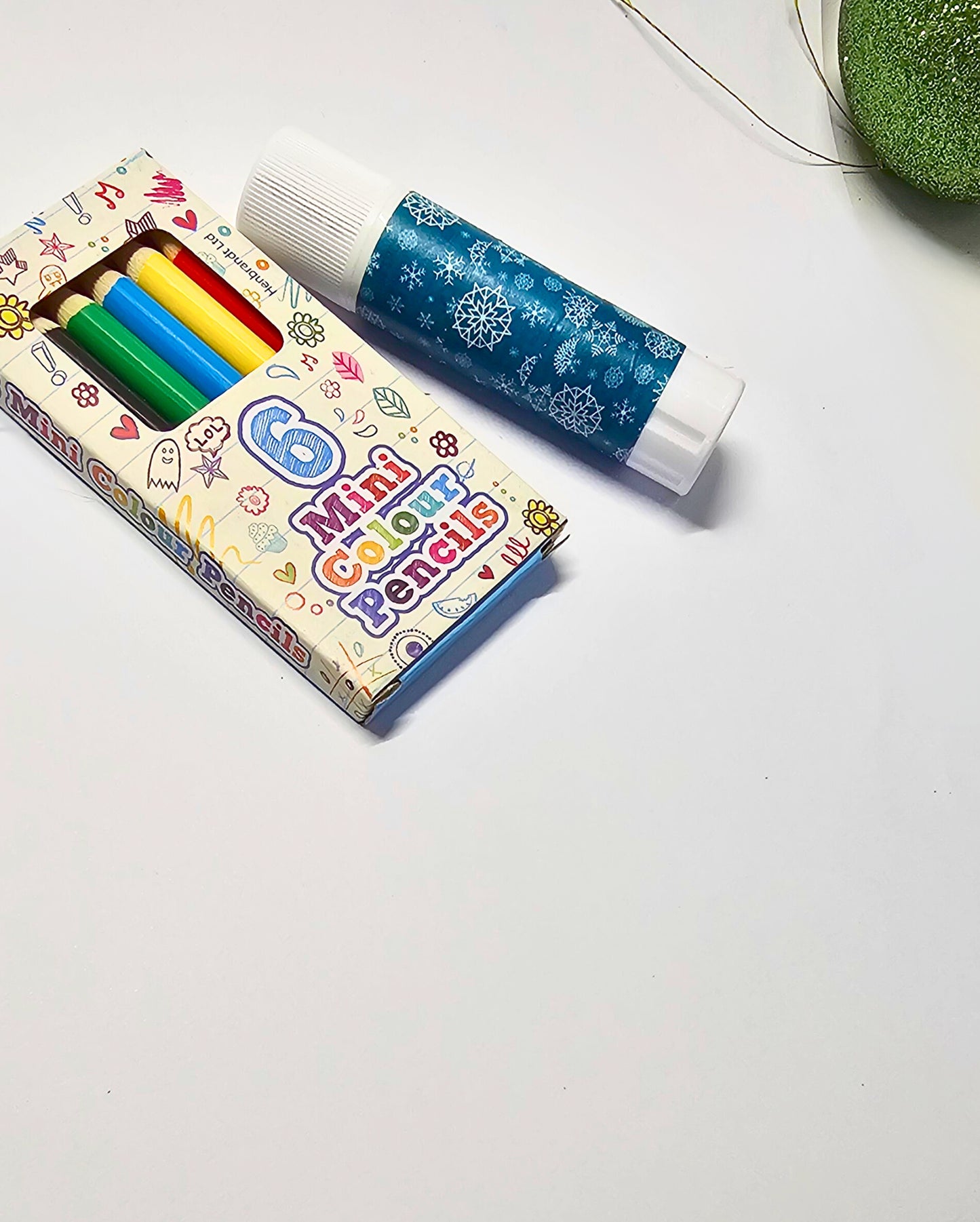 Christmas Card Kit UK | Kids Craft Kit | Make 10 Festive Cards