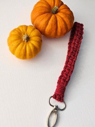 Macrame Wristlet UK | Handmade Boho Key Fob | Stylish Bag Accessory