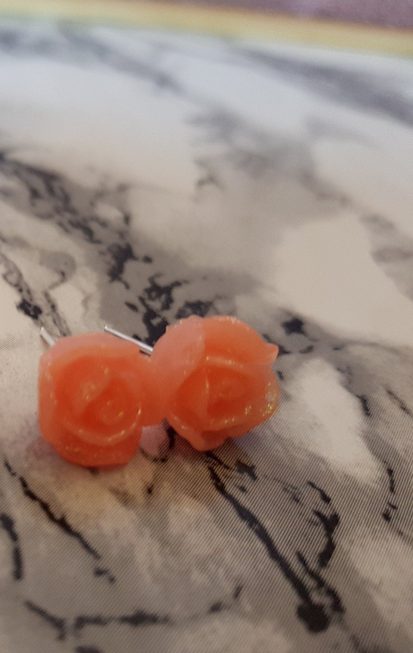 lovely set of floral earrings and hair grips