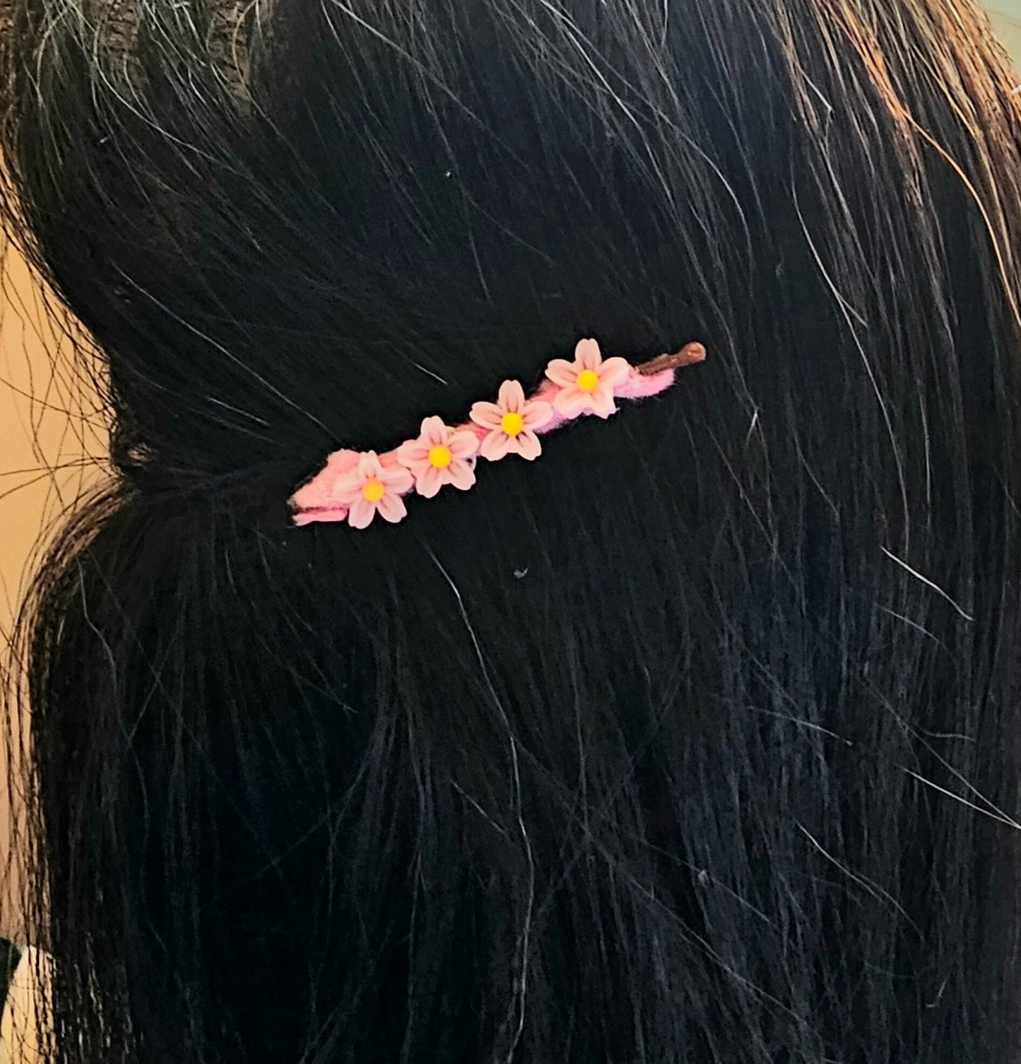 Colourful flower hair grips